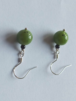silver earrings-ear wires with jadeite and onyx beads-the colour is green and black---